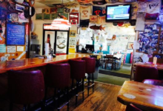 Waterfront Restaurant & Marina美食图片