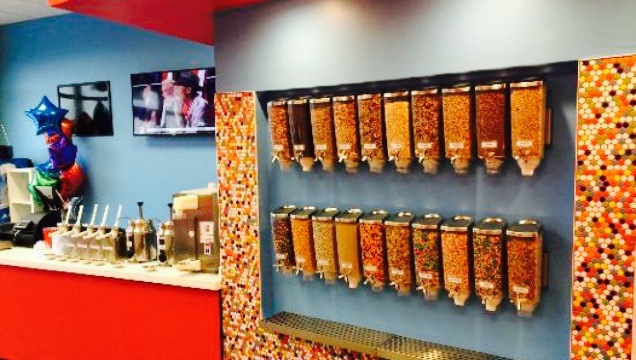 POP Culture Frozen Yogurt