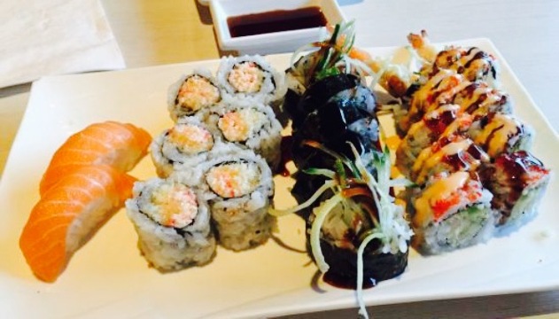 Dragon Rolls Japanese Thai餐厅图片