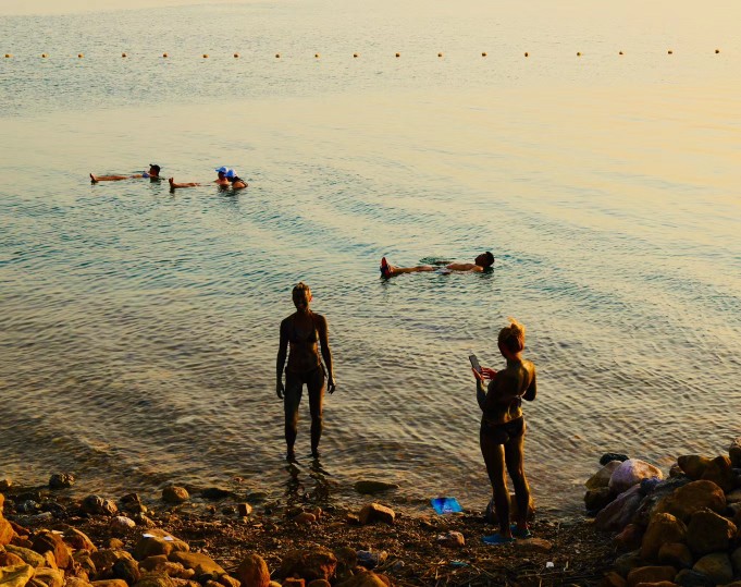 世界上最咸的咸水湖——死海