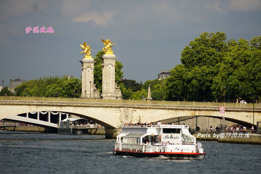 在塞纳河上看巴黎，简直不要太浪漫