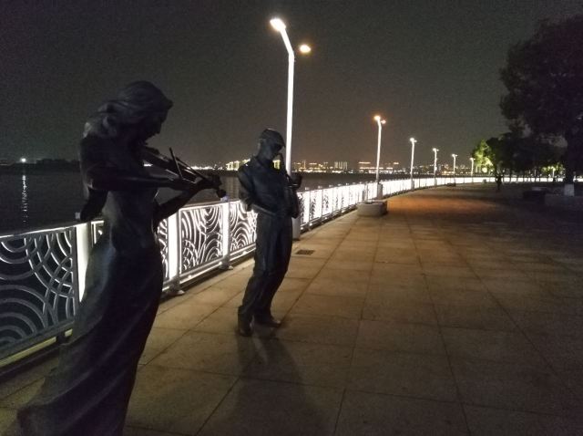 Jinji Lake