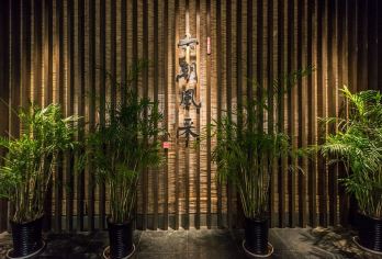 六朝博物馆半日游【精品游】【深层次2H】【私家团】【含门票】【六朝博物馆是六朝文物全面的遗址博物馆，感受六朝文化，见识资深设计大师光与线的魅力】