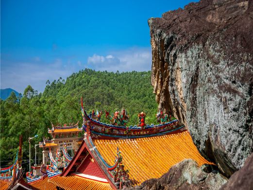 长泰鼓鸣岩风景区