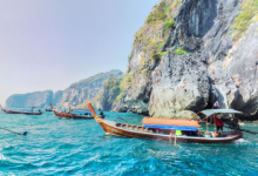 翡翠洞景点图片