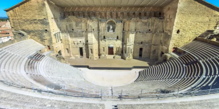 奧朗日古羅馬劇場