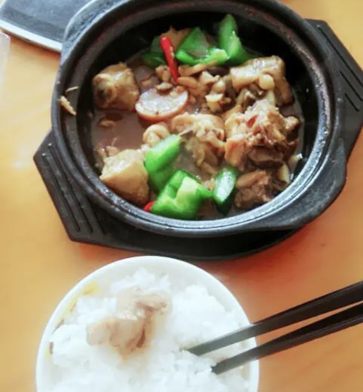 杨铭宇黄焖鸡米饭(黎城店)