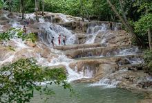 Kanchogataki Fall景点图片