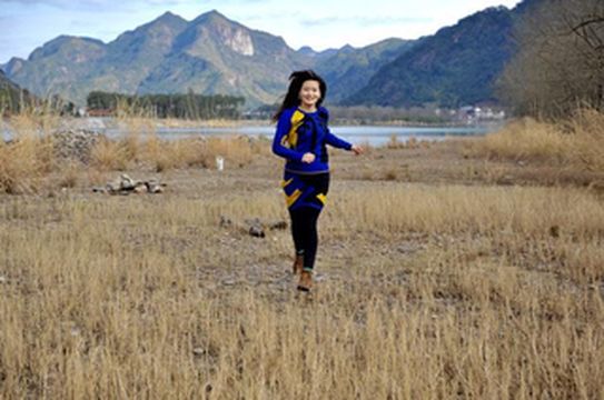 它集热辣、软萌、秀美于一身，它是让游客欲罢不能的四川