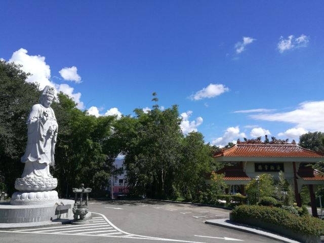 Pu Toh Tze Temple