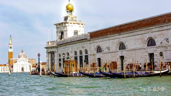 Punta Della Dogana