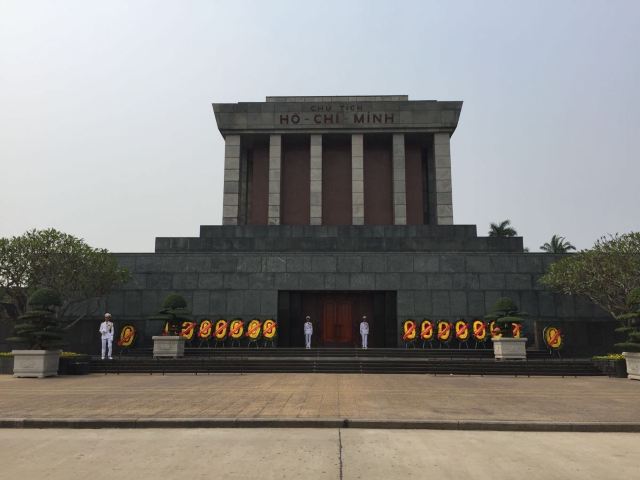바딘 광장