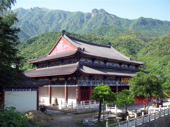 横龙寺
