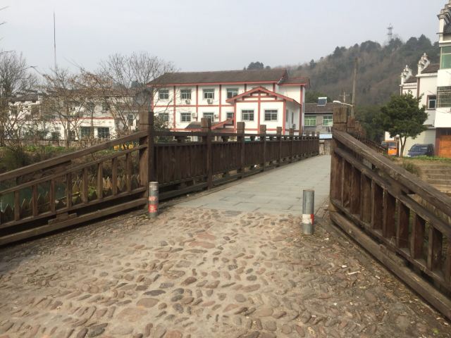 상청고진