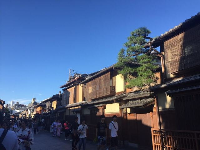 Hanamikoji