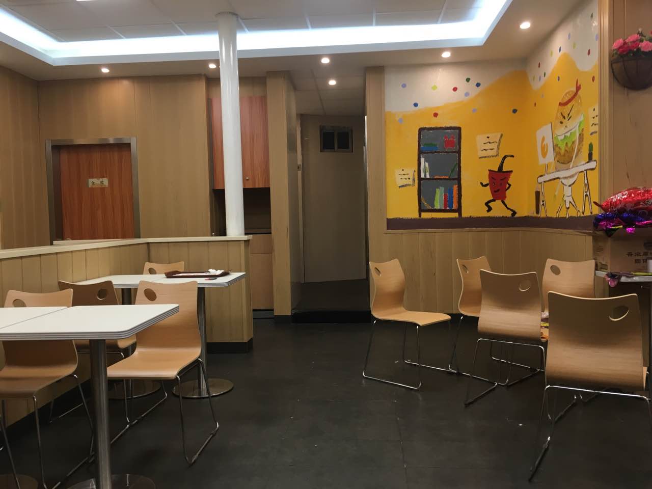 华莱士·全鸡汉堡(闽清解放大街店)