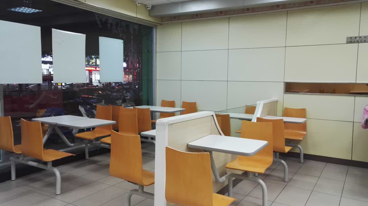 华莱士·炸鸡汉堡(海宁长安青年路店)