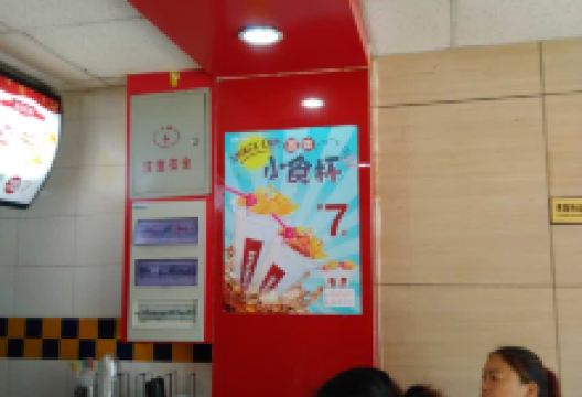 华莱士·全鸡汉堡(三里畈店)美食图片