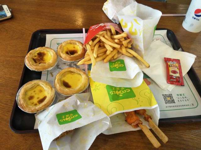 华莱士·全鸡汉堡(永修铜锣湾广场店)