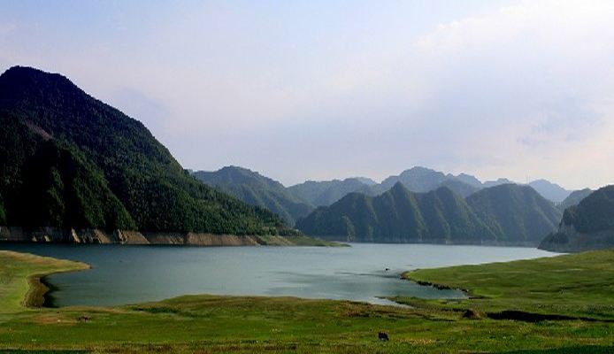 龙山湖