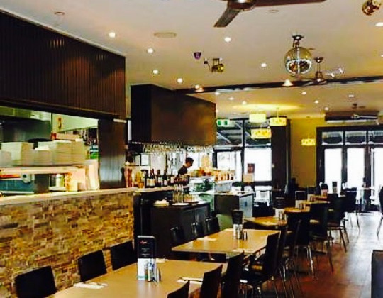 2Men Restaurant Cafe Bar餐厅图片