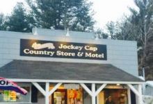 Quinns Jockey Cap Country Store购物图片