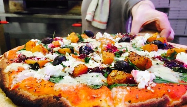 Neighborhood Pizzeria餐厅图片