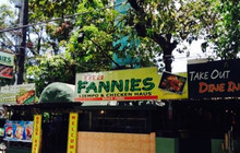 Tita Fannies Liempo & Chicken Haus餐厅图片
