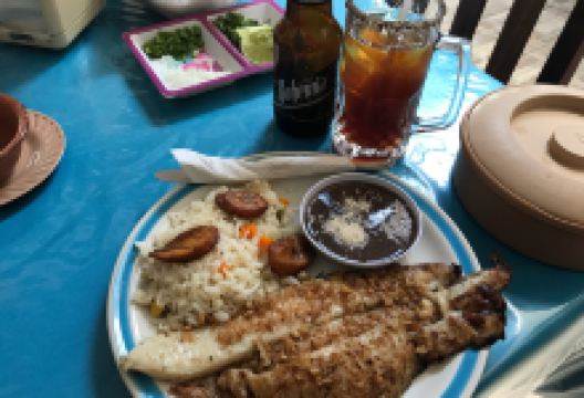 EL Pejelagarto de Bacalar美食图片