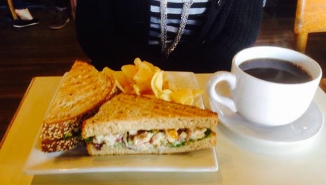 Midnight Oil Coffee House餐厅图片