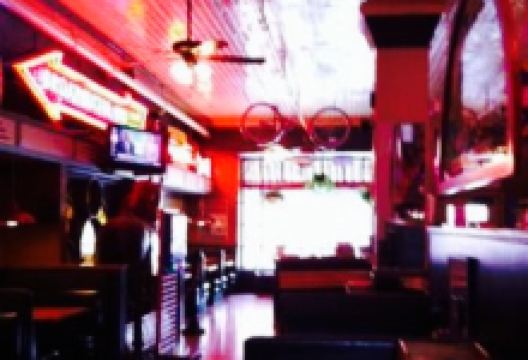 Bert & Ernie's Last Chance Dining Saloon & Grill美食图片