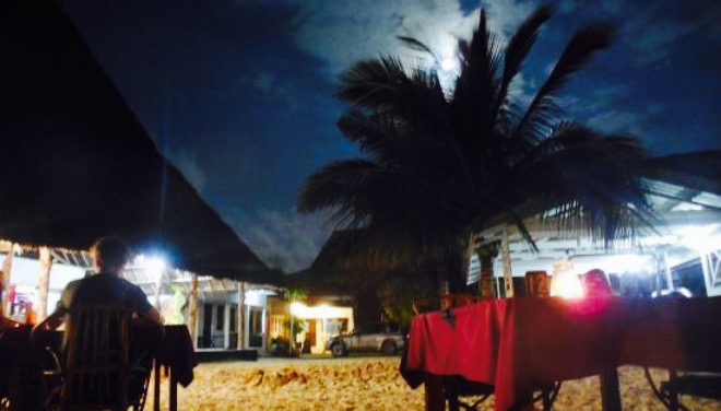 Wave's Restaurant and Bar餐厅图片