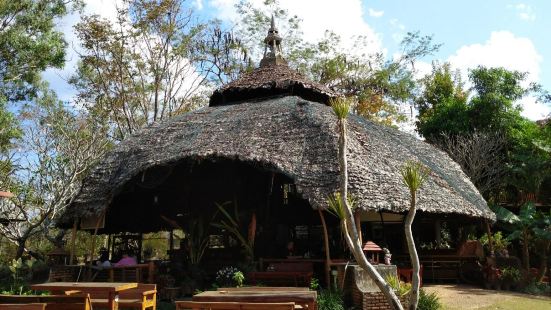 Chang Puak White Elephant Coffee House Reviews Food Drinks In
