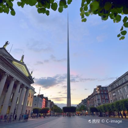 英国伦敦+牛津+剑桥+约克+湖区+爱丁堡+贝尔法斯特+巨人之路+都柏林11日10晚拼小团