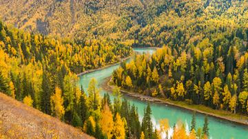 喀納斯月亮灣04