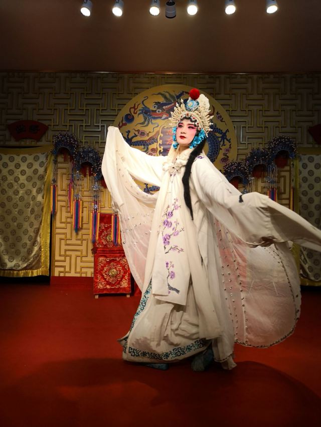 상유(상우) 친창(진강, 전통극) 찻집