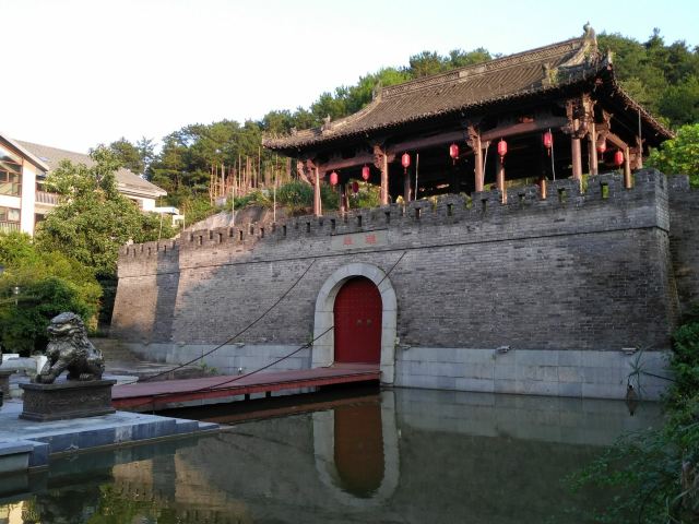 Menggutang Culture Park