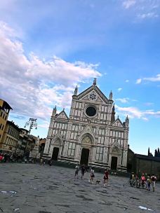 圣十字大教堂-佛罗伦萨-猜猜我在哪里
