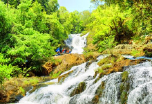 达塔拉瀑布景点图片