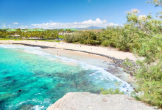 沉船海滩景点图片