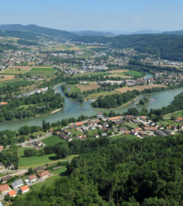 布鲁格游记图文-河边漫步之“瑞士水乡”