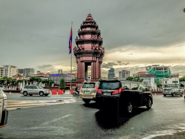 Independence Monument