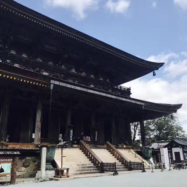 京都吉野山--著名的赏樱圣地、只是气温还低！