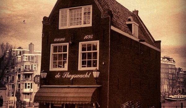 Cafe De Sluyswacht Reviews Food Drinks In Noord Holland