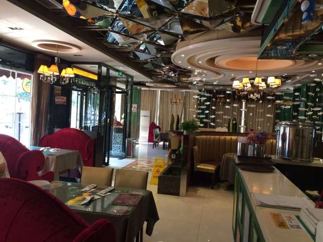 东方豪客牛排意面披萨(长清宾谷街店)