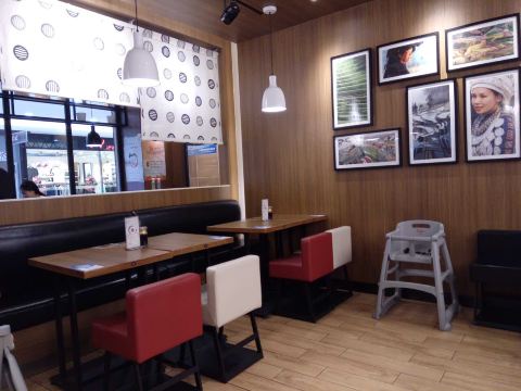 阿香米线(省博大润发店)
