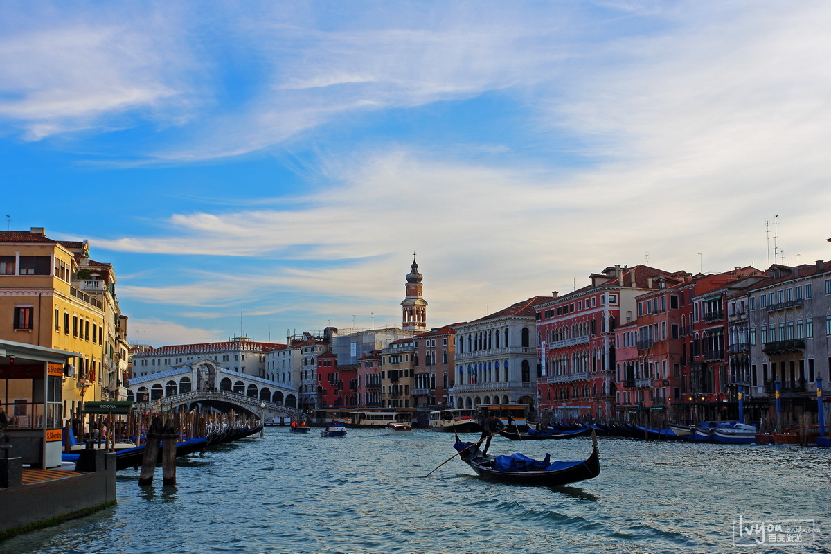在画家笔下，为何威尼斯这座桥总是如此神似？ 当别人说起威尼斯的时候，你第一反应会想到什么？是水上城市