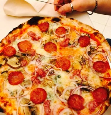 Pizzeria Arcobaleno Di Oliosi Luciano