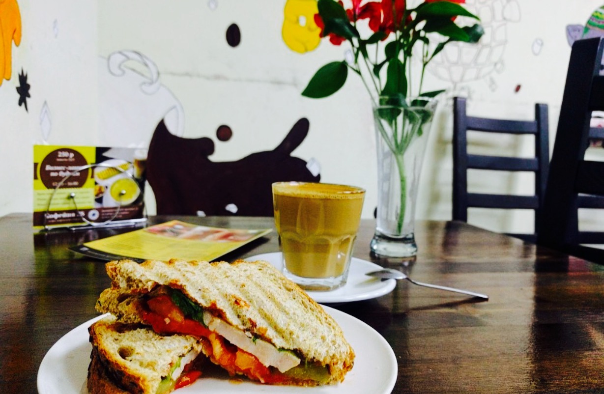 Kofeynaya 38餐厅图片