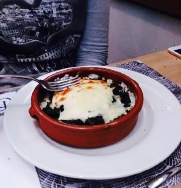 Restaurante Tres Quinones